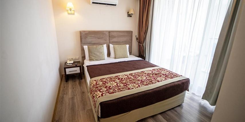 Otel Risus Kuşadası
